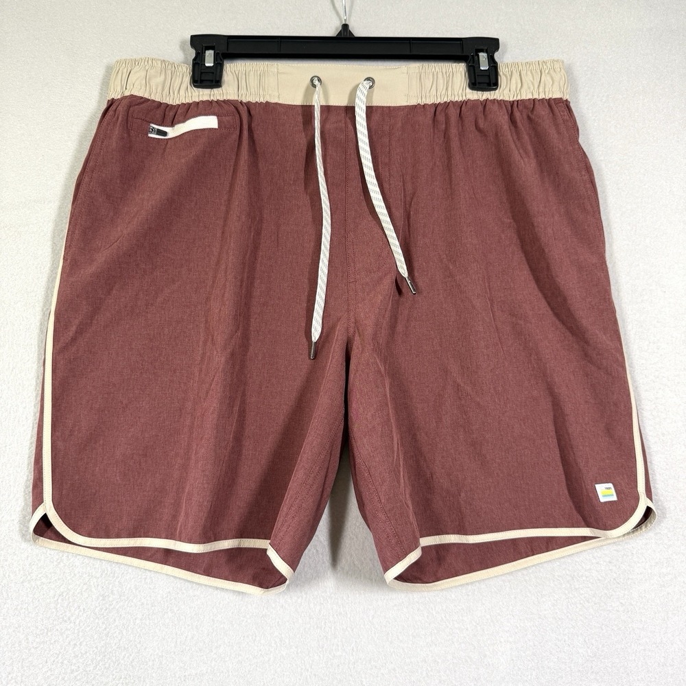 Vuori Banks Shorts Mens‎ XL Athletic Performance Gym Short Red Logo Unlined